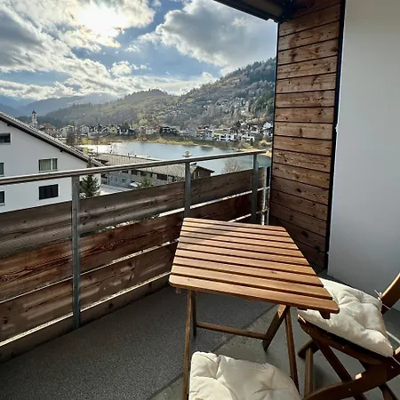 Mit See- Und Bergblick Laax