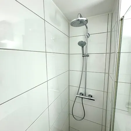 Daire Mit See- Und Bergblick *